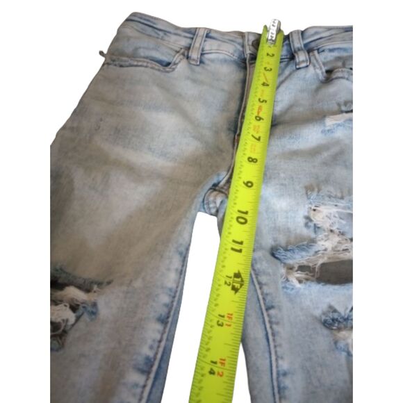 American Eagle Women's Size 2 Destroyed Blue Jean - Picture 5 of 9